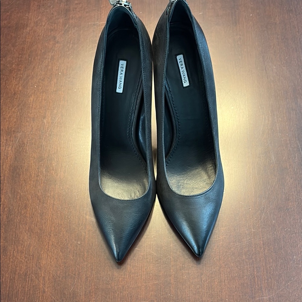 Vera Wang Black Stiletto Heels Classic Pointed-Toe